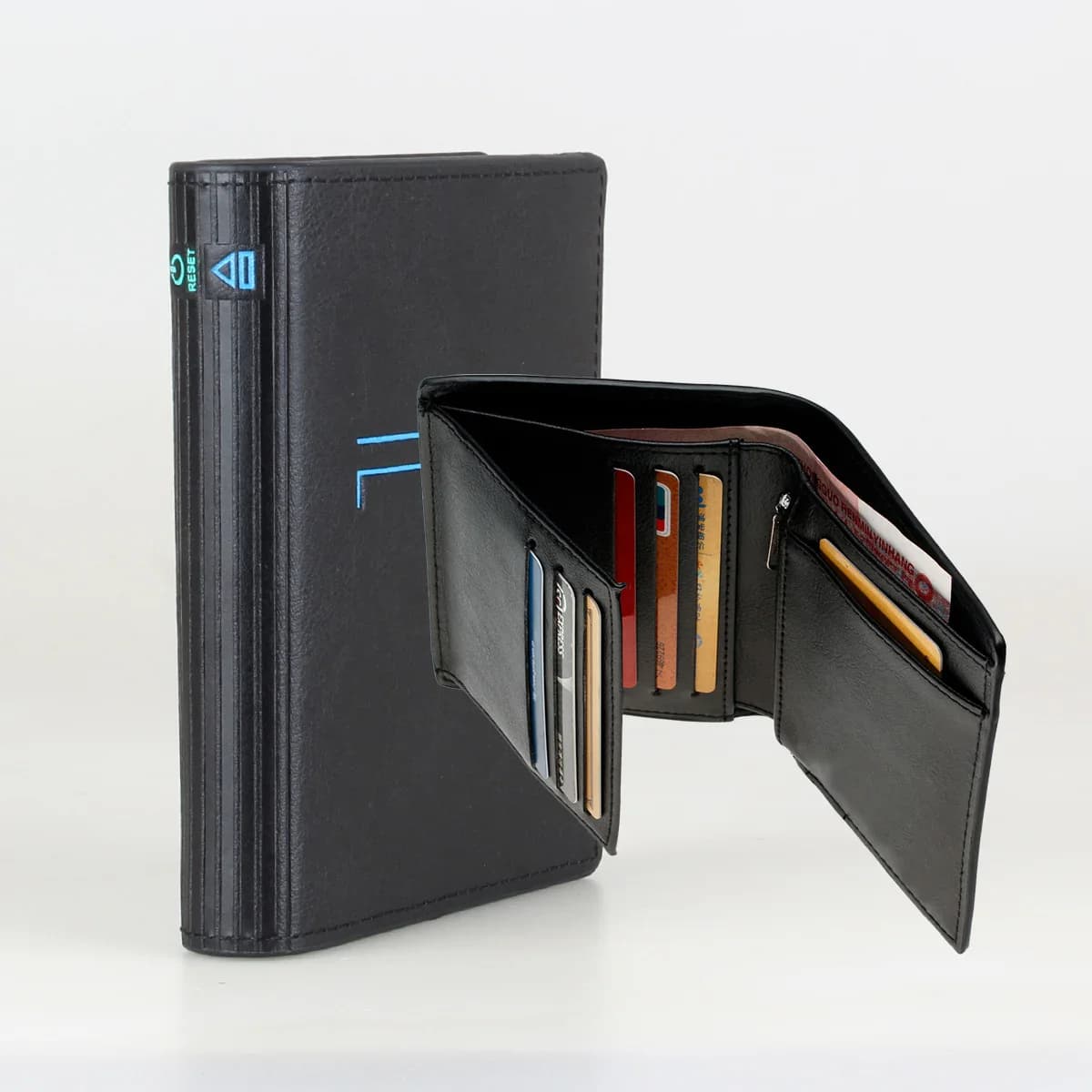 CarryHaze Designer Personalized Wallet,Versatile - Image 1